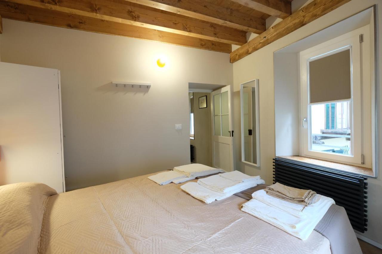 Domus Leydi Appartement Ivrea Buitenkant foto