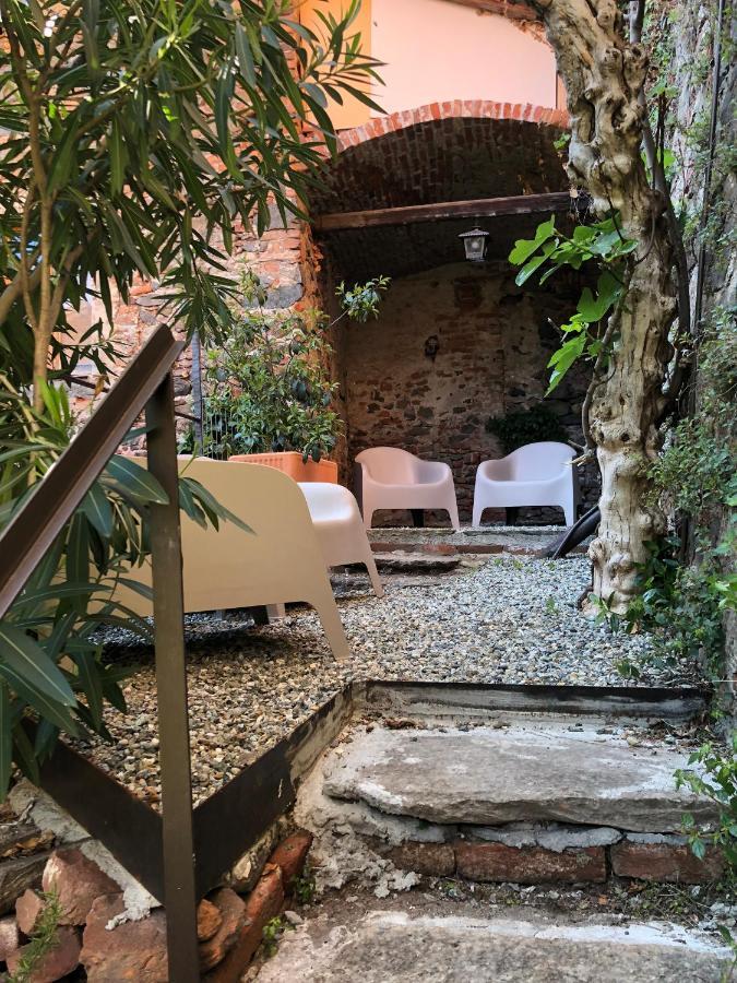 Domus Leydi Appartement Ivrea Buitenkant foto