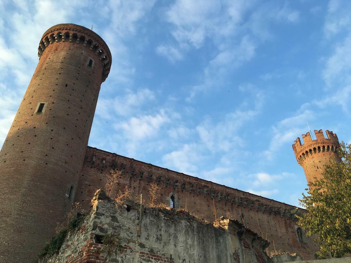 Domus Leydi Appartement Ivrea Buitenkant foto