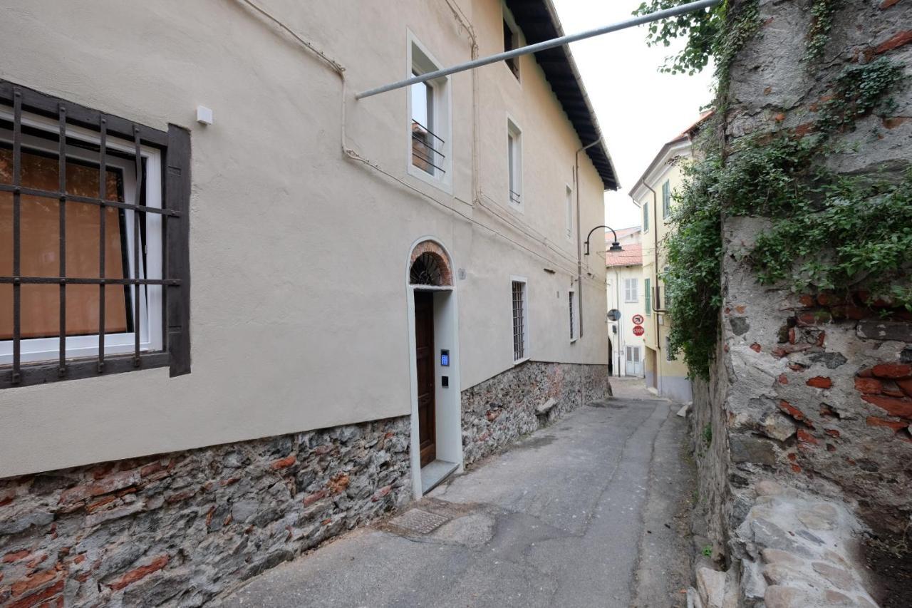 Domus Leydi Appartement Ivrea Buitenkant foto