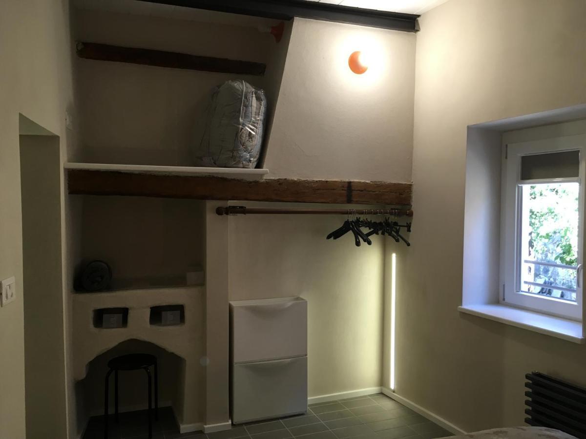 Domus Leydi Appartement Ivrea Buitenkant foto