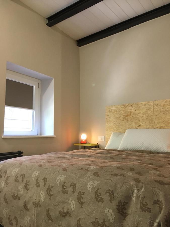 Domus Leydi Appartement Ivrea Buitenkant foto